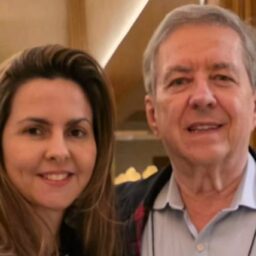 Inelegível, Abelardo anuncia esposa como pré-candidata estadual