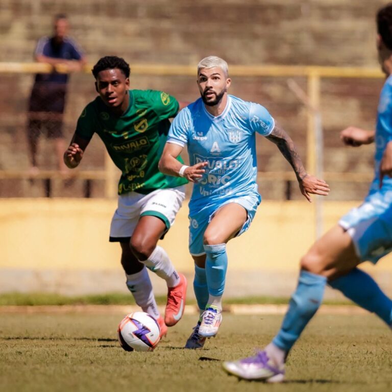 MAC aposta em força fora de casa para abrir vantagem na semifinal