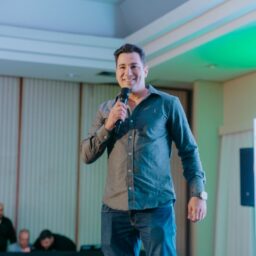 Reciclagem ganha força em workshop inédito e une setor em Marília