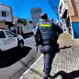 Vídeo mostra ação da PM em caso de importunação sexual em Marília