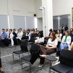 Hospital Beneficente Unimar recebe nova turma de médicos residentes