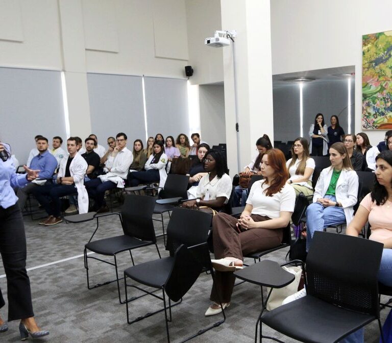Hospital Beneficente Unimar recebe nova turma de médicos residentes
