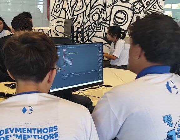 Projeto DevMenthors e Unimar lançam nova jornada tecnológica