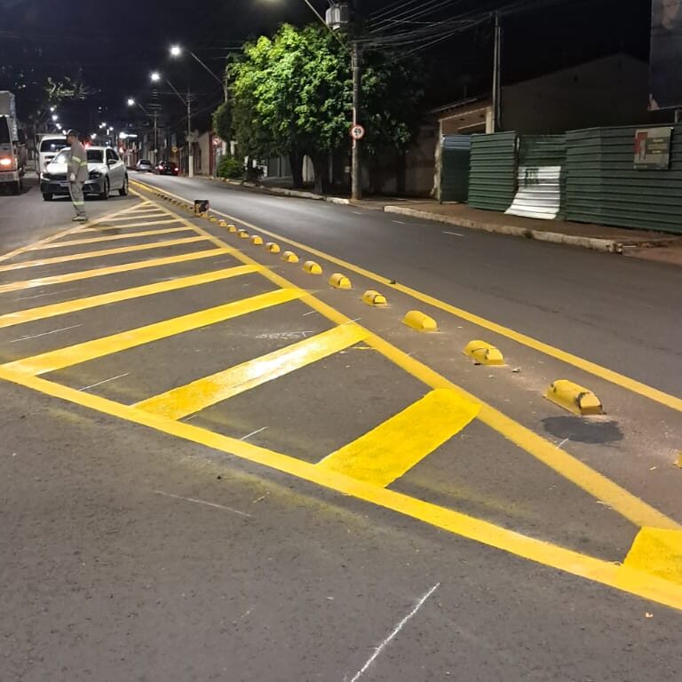 Tupã conclui 1ª etapa de faixa para conversão na avenida Tamoios