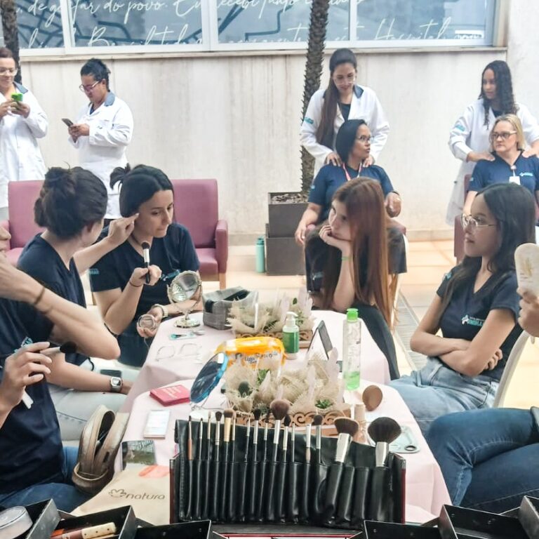 HBU promove tarde de autocuidado para colaboradoras no Mês das Mulheres