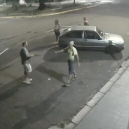 Trocadilho sobre a sigla CAC termina em tiros de espingarda calibre 12 na região