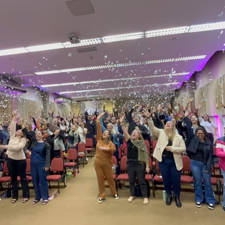 Marília recebe imersão em inteligência emocional com foco em autoconhecimento