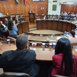 Câmara de Marília vota sete projetos em sessão nesta segunda-feira