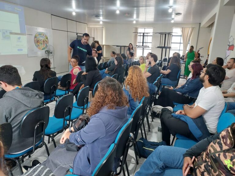 Educação convoca mais 16 professores e chega a 203 chamados em processo