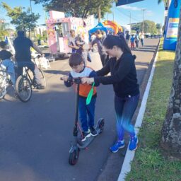 Marília inicia Abril Azul e Verde com evento público na avenida das Esmeraldas
