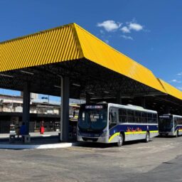 Assistência Social realiza ação contra abuso infantil no Terminal Urbano nesta segunda