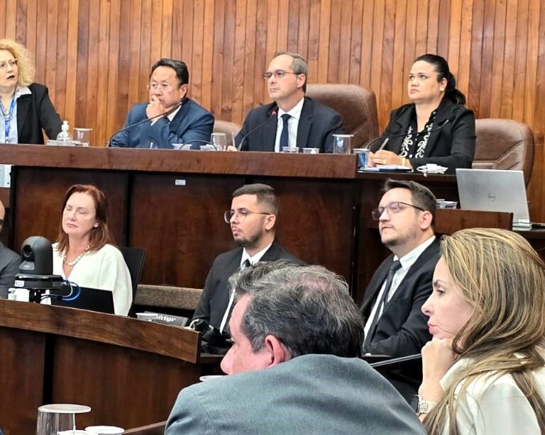 Câmara vota programa para doenças raras e reajuste de servidores