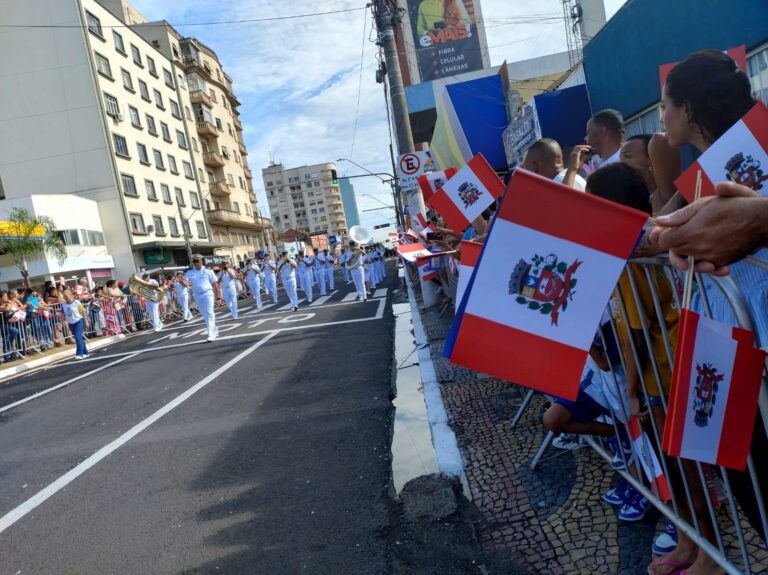 Aniversário de Marília terá desfile, bolo e eventos durante todo o mês
