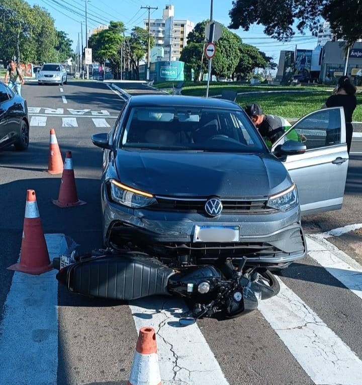 Acidentes sucessivos mobilizam socorro e travam o trânsito em Marília