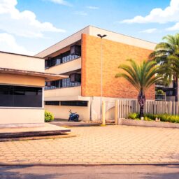 Fatec de Marília encerra hoje pedidos de isenção e redução de taxa