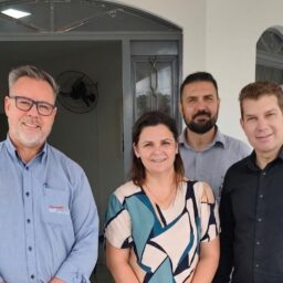 Fernando Itapuã aposta em energia limpa para fortalecer a Saúde em Quintana