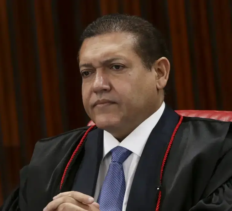 Nunes Marques assume presidência do TSE dia 12 de maio