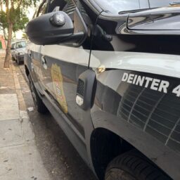 Caminhão avaliado em R$ 130 mil é furtado de posto de combustíveis em Marília