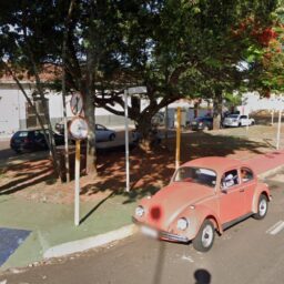 Homem é encontrado morto na praça da Fepasa em Pompeia; polícia investiga