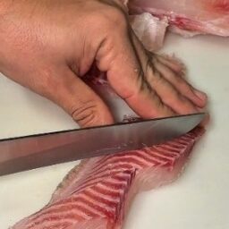 Mercado de peixes vive dias de forte movimento na Semana Santa