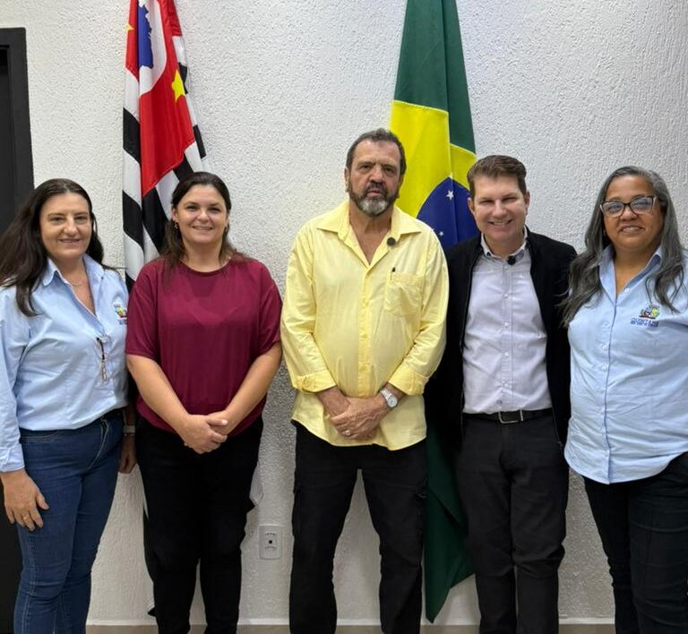 Quintana prevê reforma na Santa Casa e repasse a hospital de Pompeia