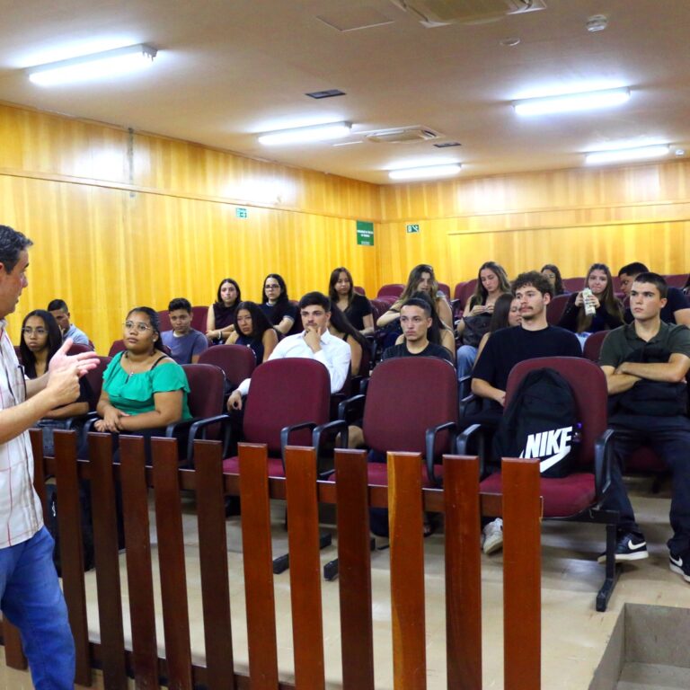 Unimar lança projeto que leva rotina do escritório à sala de aula de Direito