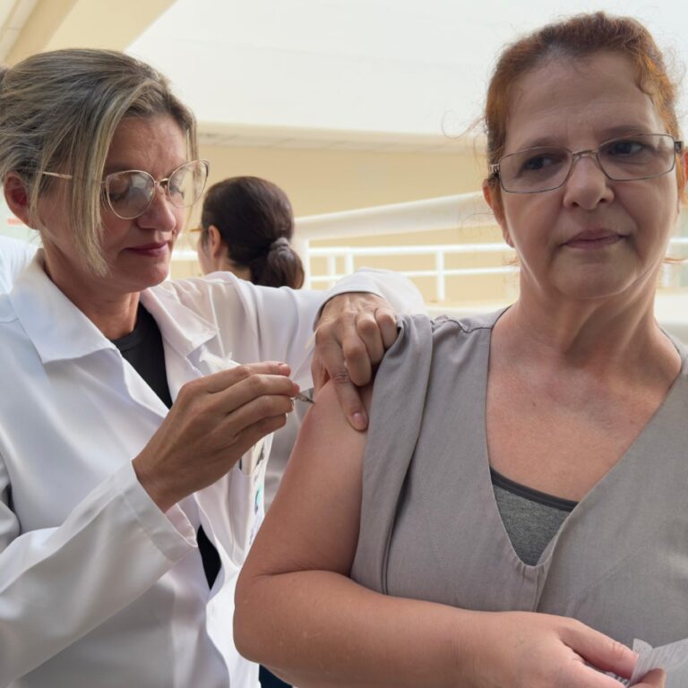 HBU promove vacinação contra Influenza para colaboradores em Marília