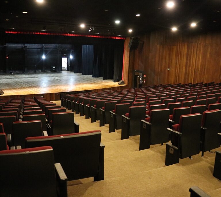 Pratas da Casa acontece neste sábado em noite de homenagens no Teatro Municipal