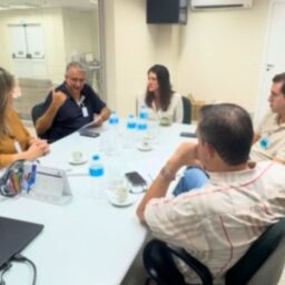 Encontro no HBU aproxima universidade, gestão pública e saúde em Marília