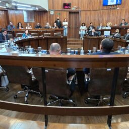 Câmara de Marília vota projetos sobre despesas e epilepsia nesta segunda-feira