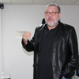 Márcio Mielo destaca papel da enfermagem em palestra na Santa Casa de Marília