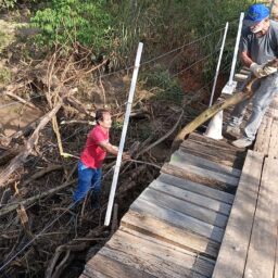 Prefeitura conclui manutenção em ponte rural no distrito de Dirceu