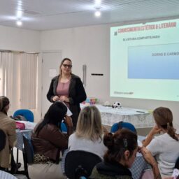 Educação promove formação continuada do programa Alfabetiza Juntos em Marília