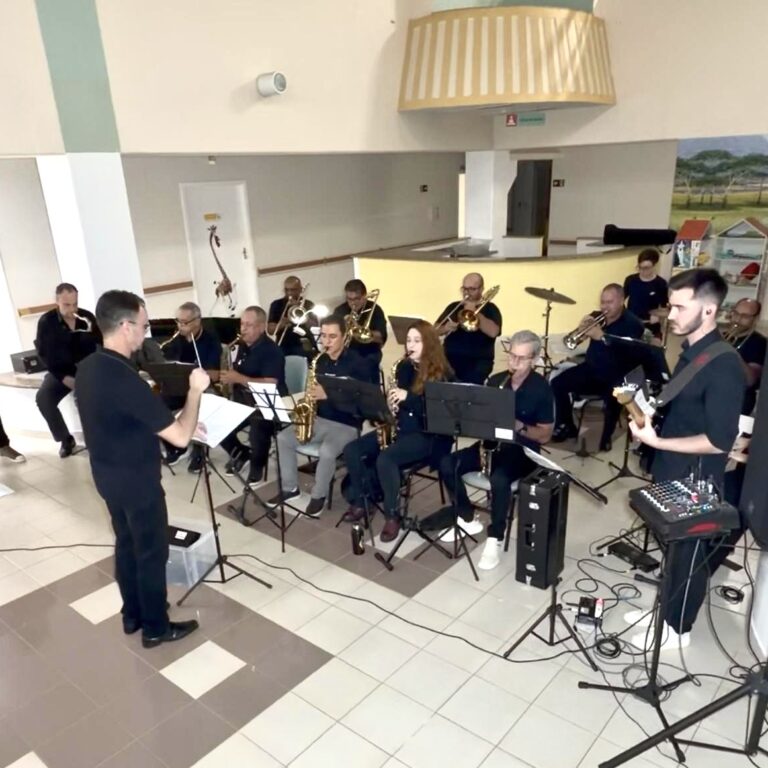 Orquestra Conexão promove ação de acolhimento no Hospital Beneficente Unimar