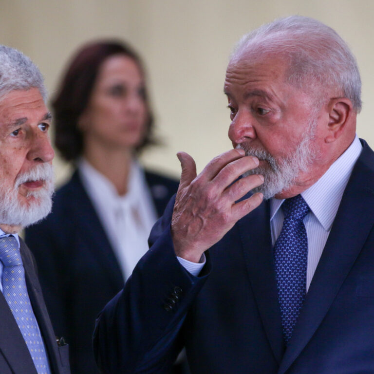 Pretexto para intervenção dos Estados Unidos é inaceitável, diz Celso Amorim