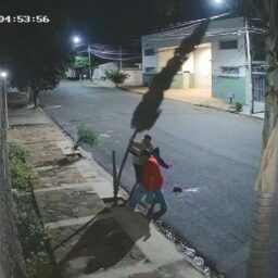 Vandalismo flagrado por câmeras revolta moradores na zona sul