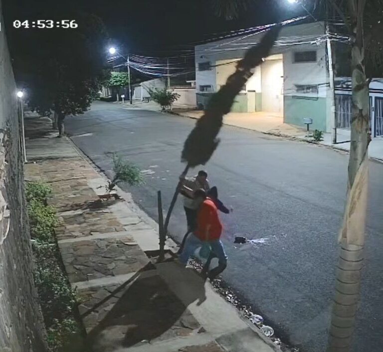 Vandalismo flagrado por câmeras revolta moradores na zona sul