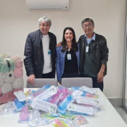 Hospital Beneficente Unimar recebe doação de cobertores e mamadeiras