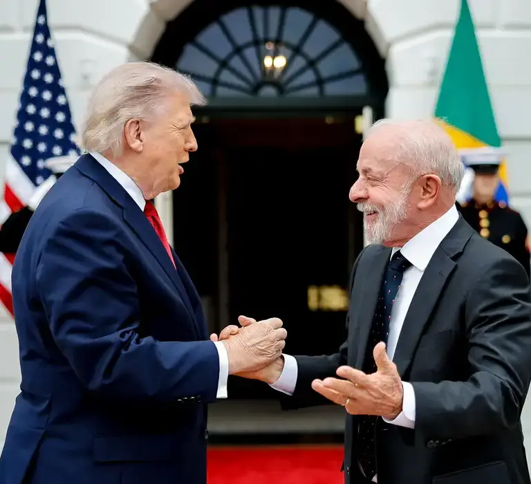 “Ninguém respeita lambe-botas”, diz Lula sobre reunião com Trump