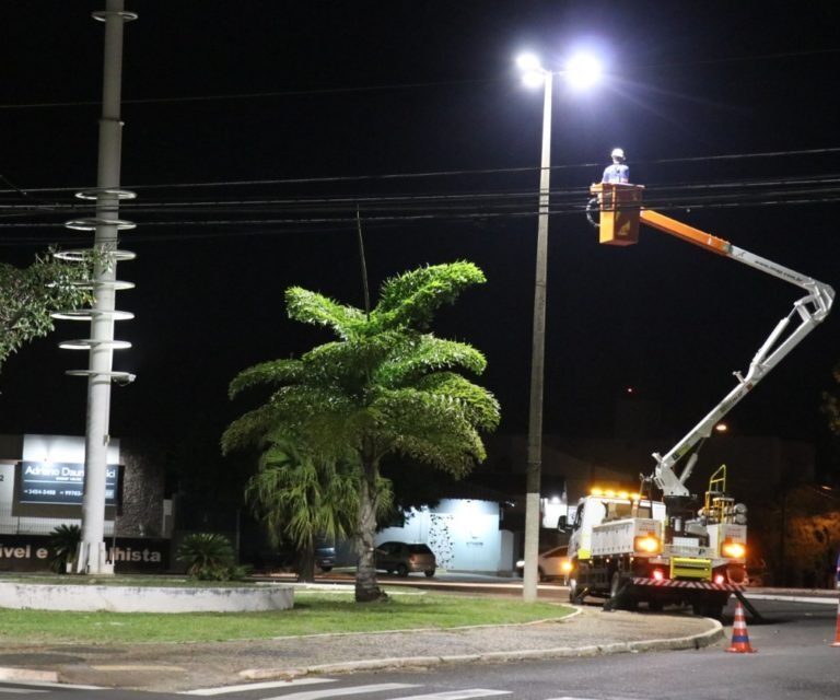 Conta de luz dispara em Marília após nova cobrança da iluminação pública