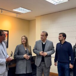Estado e Prefeitura anunciam acordo para manter neurocirurgia na Santa Casa