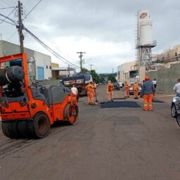 Operação Tapa-Buracos avança e atende bairros das zonas norte e sul de Marília