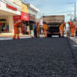Prefeitura anuncia reforço em operação tapa-buraco na cidade