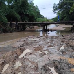 Manutenção preventiva reforça segurança em ponte de acesso a Dirceu