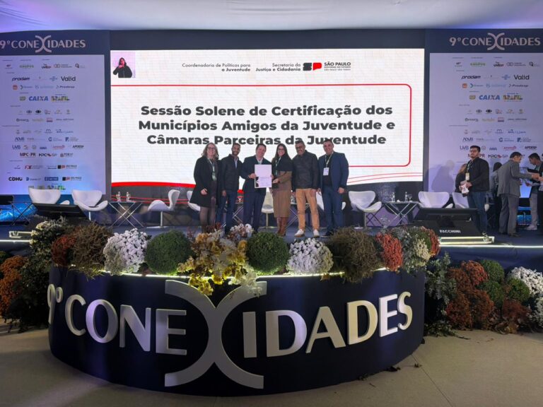 Marília recebe selo estadual por ações voltadas à capacitação de jovens