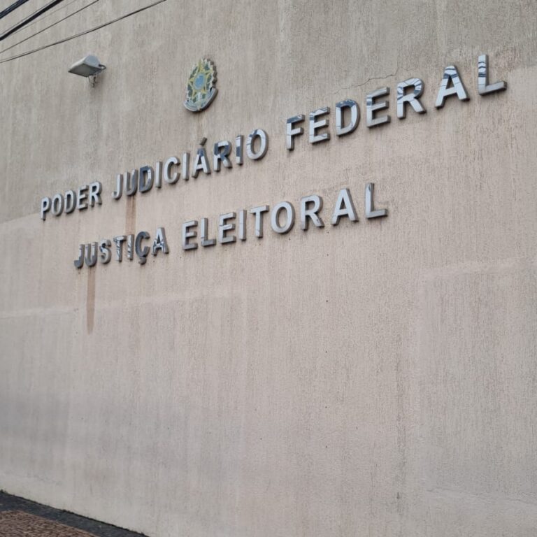 Justiça Eleitoral vai passar a convocar mesários por e-mail nas eleições de 2026