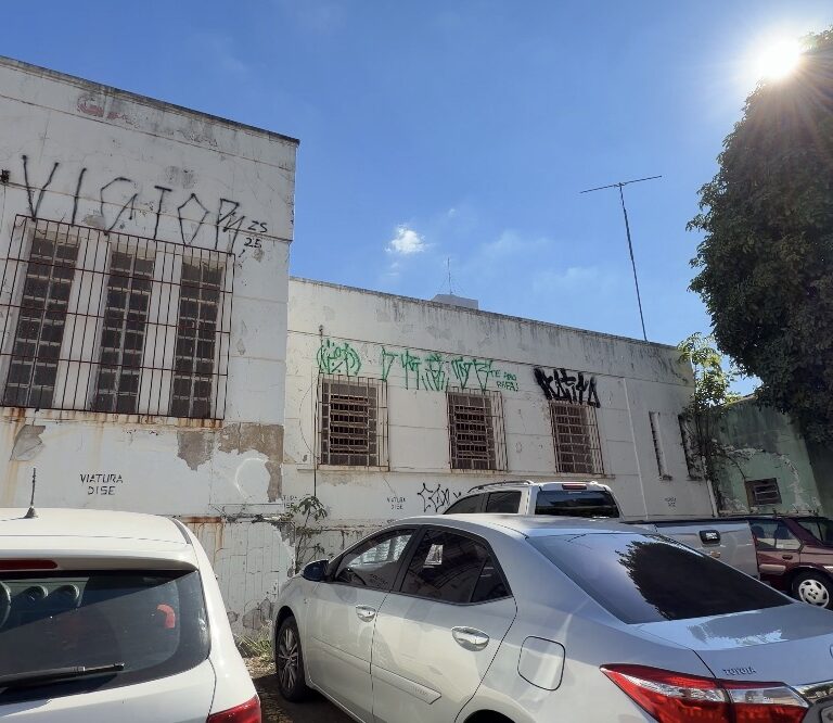 MN TV: Abandono de prédios públicos preocupa e amplia sensação de insegurança