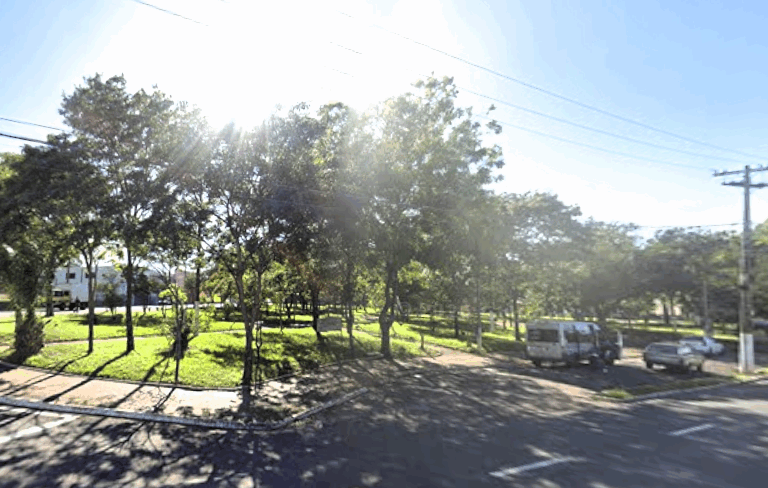 Prefeitura garante recursos para revitalizar praça na avenida João Ramalho