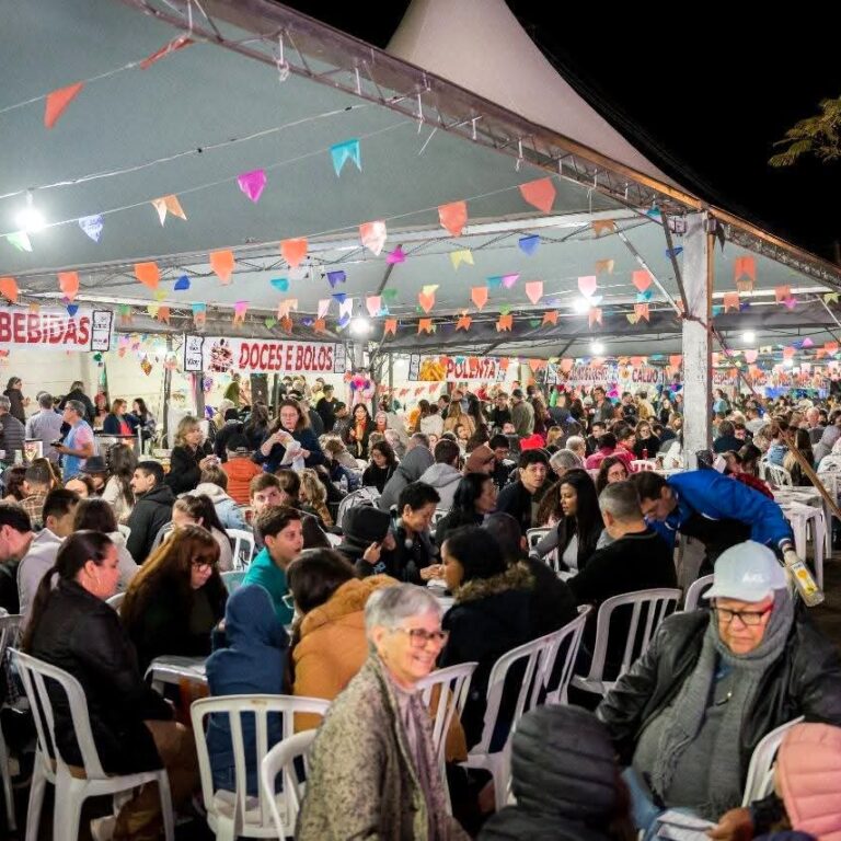 Paróquia Rosa Mística promove quermesse com gastronomia e Show de Prêmios