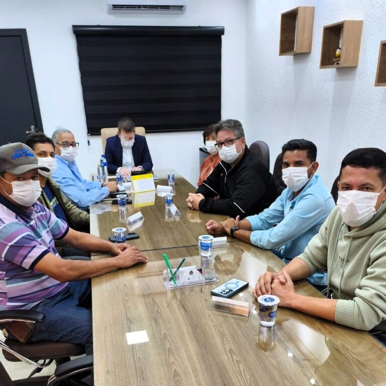 Prefeito de Quintana mantém gestão ativa durante recuperação de cirurgia ocular